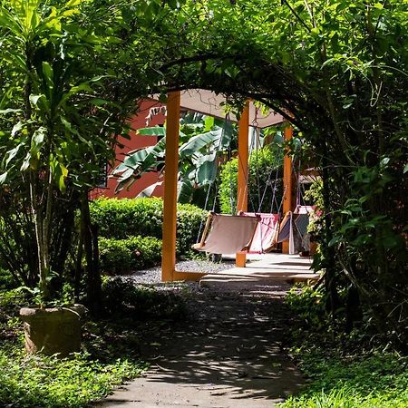 Jungle Lodge At Wild Sun Rescue Center Cabuya  Kültér fotó